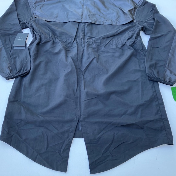 🖤RVCA Matte Shine Parka🖤 - Picture 14 of 16